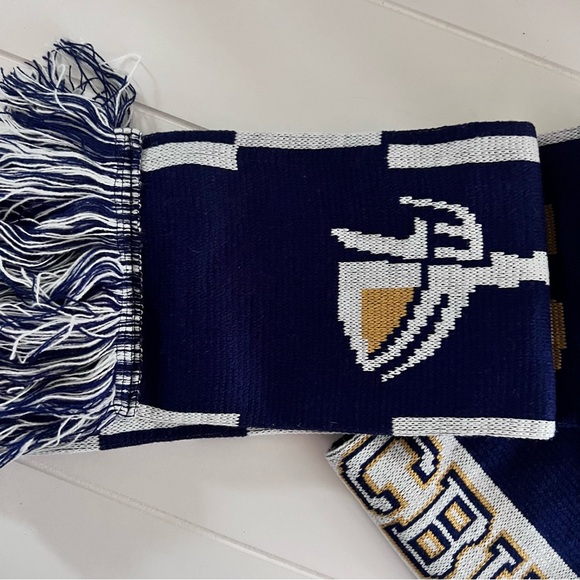 College scarf California Baptist University - Picture 4 of 4